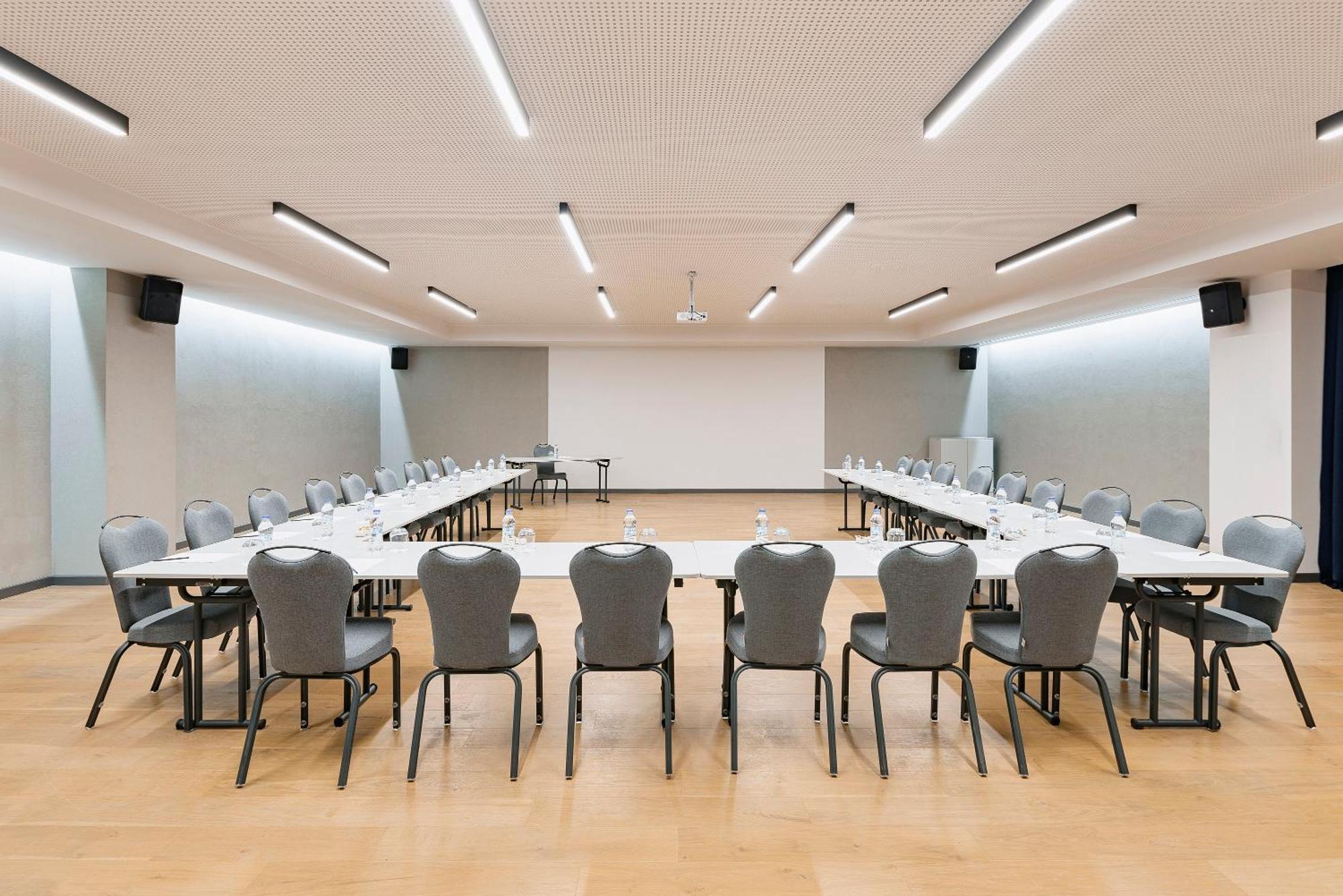 Inventist Hotel Sports Academy Истанбул Екстериор снимка